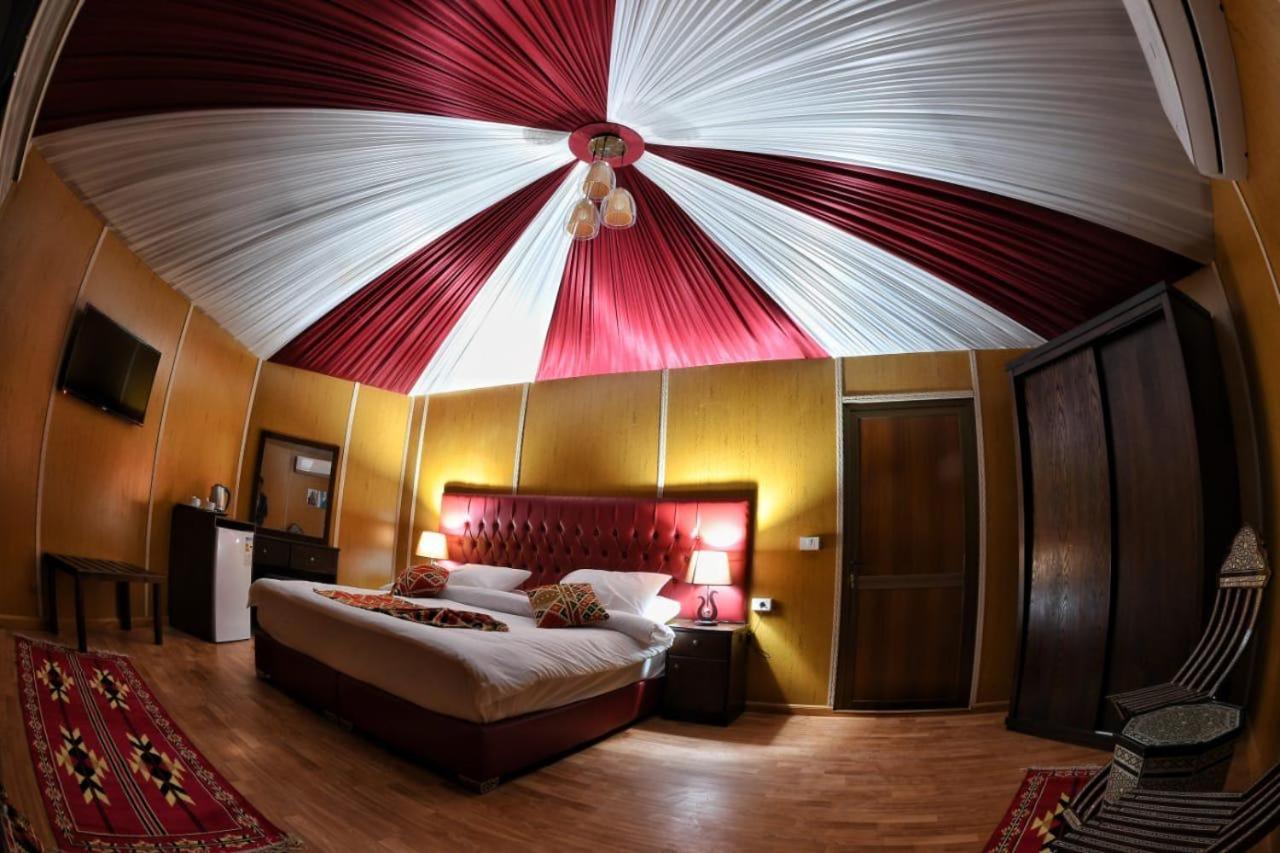 Rum Oasis Luxury Camp Wadi Rum Eksteriør bilde