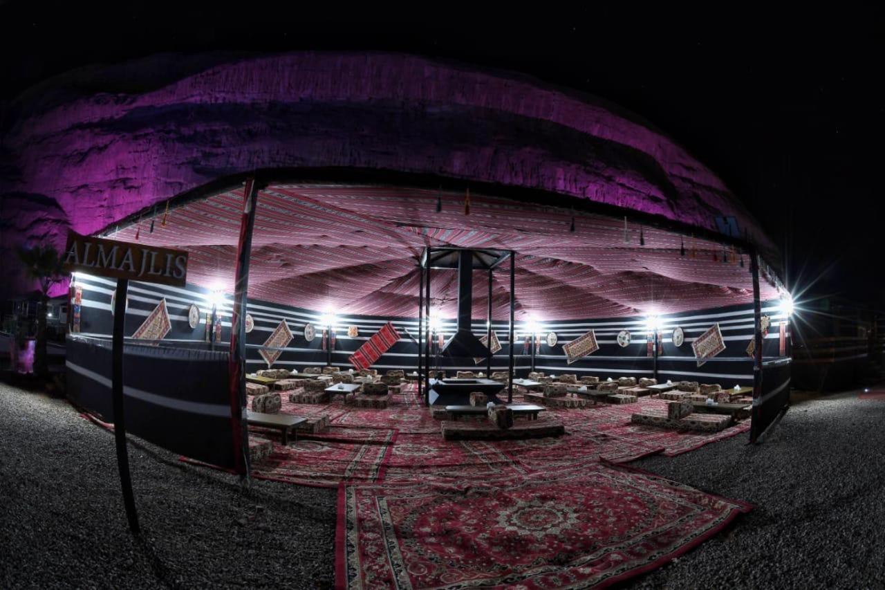 Rum Oasis Luxury Camp Wadi Rum Eksteriør bilde
