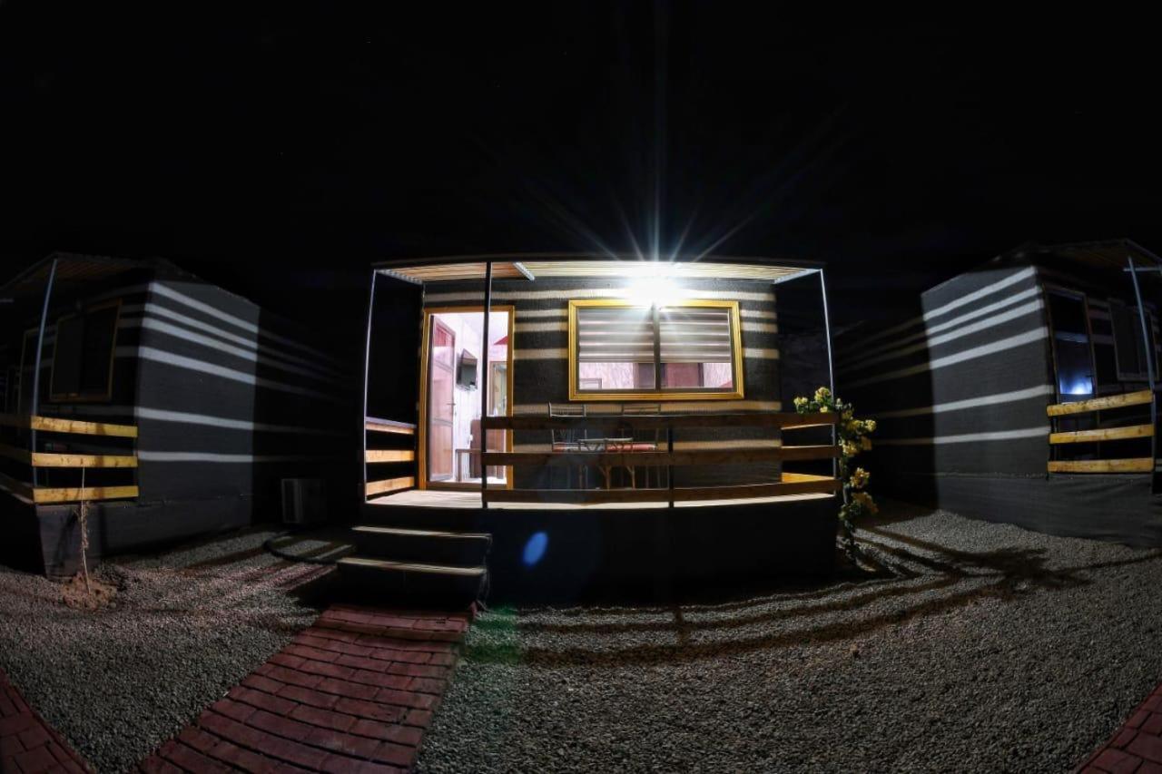 Rum Oasis Luxury Camp Wadi Rum Eksteriør bilde